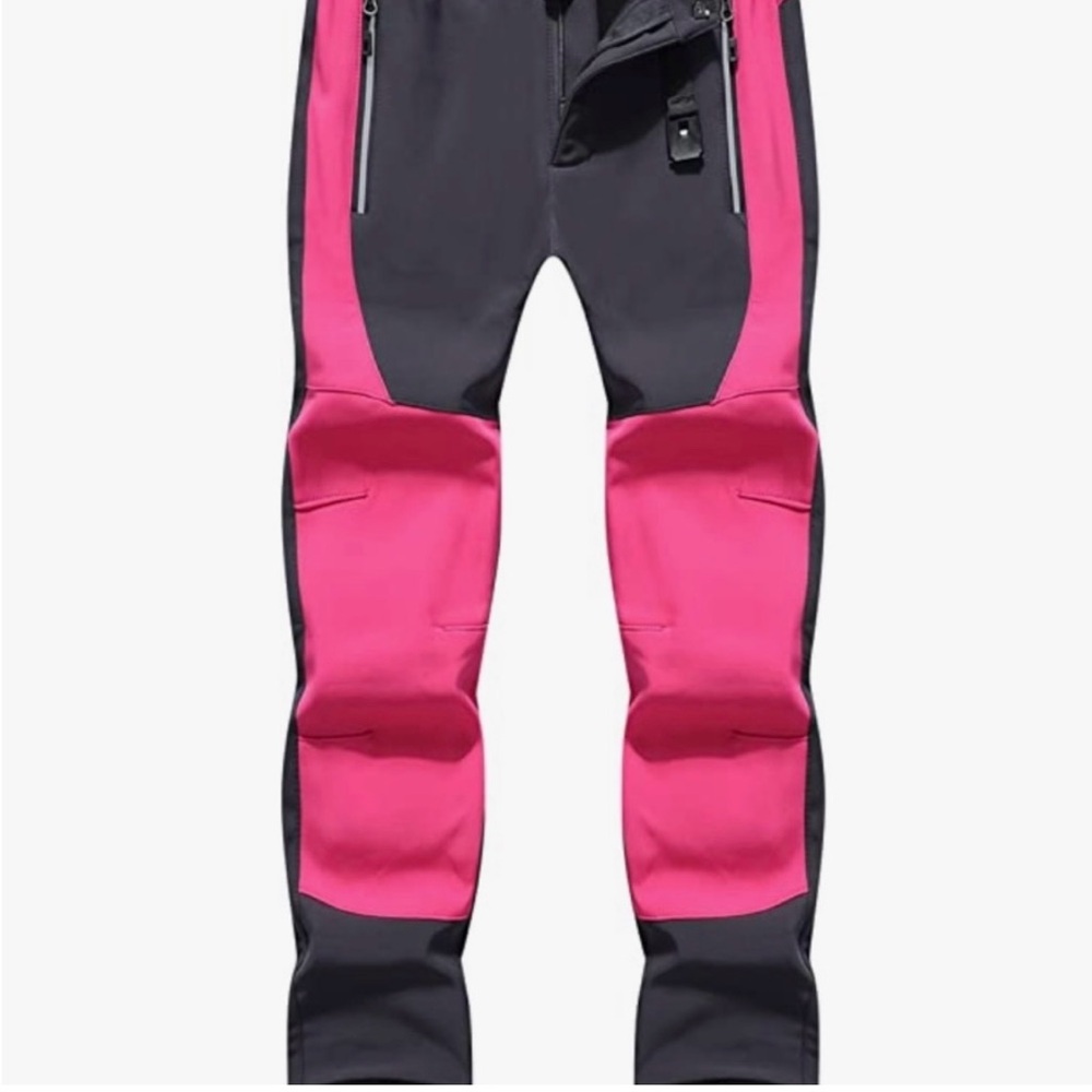Women’s ski and hiking slim cargo pants